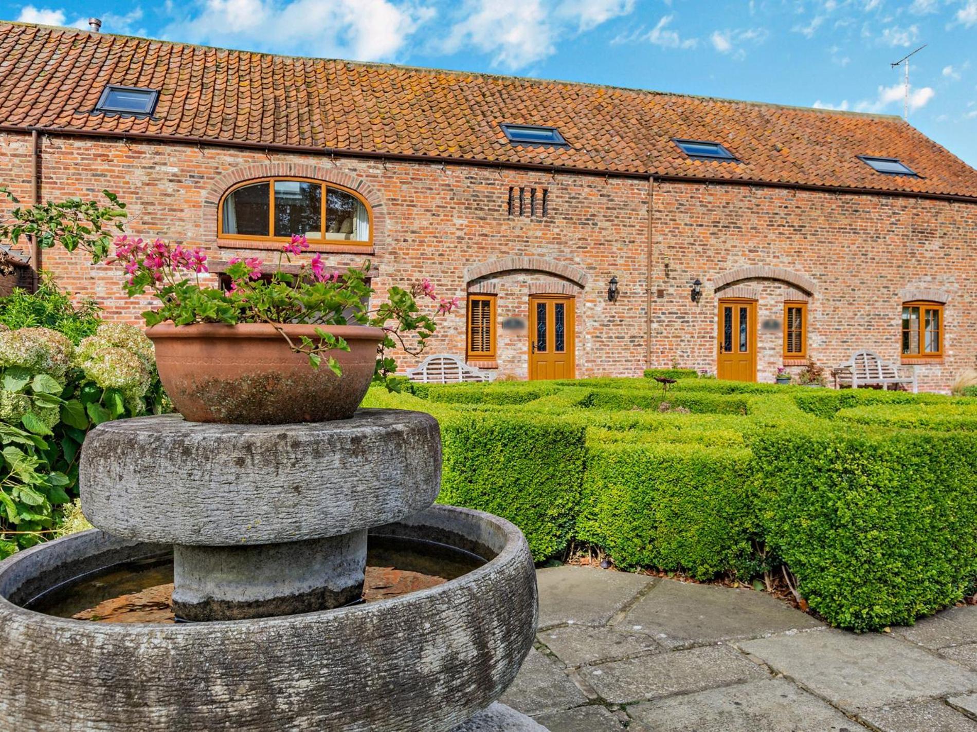 2 Bed In Filey 79280 Villa Wold Newton  Buitenkant foto